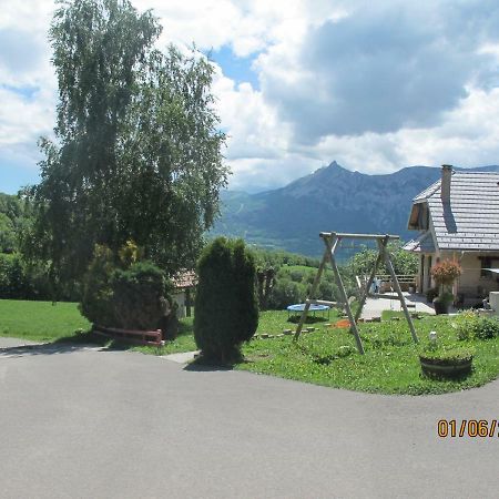 Ferienwohnung La Rose Des Vents Saint-Bonnet-en-Champsaur Exterior foto